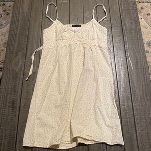 NWT Brandy Melville Arianna Floral Dress